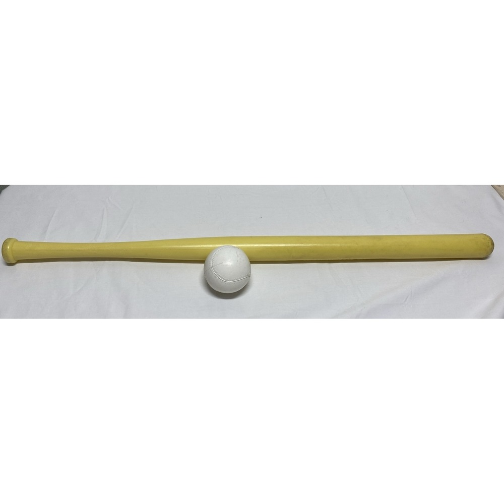 Vintage Official Wiffle Bat Made in USA Yellow Plastic 31" plus Ball